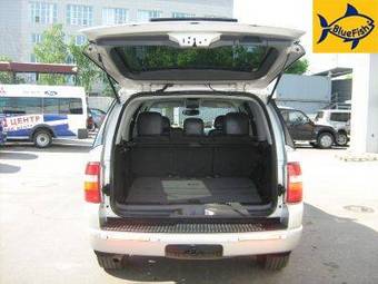 2005 Ford Explorer Images