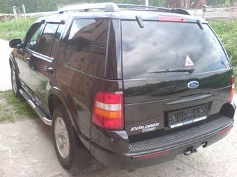 2005 Ford Explorer Photos