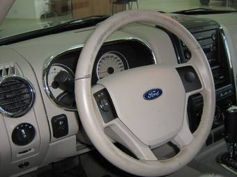 2006 Ford Explorer Pics