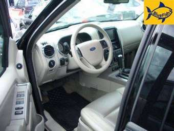 2007 Ford Explorer Photos