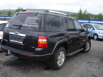 2007 Ford Explorer Photos