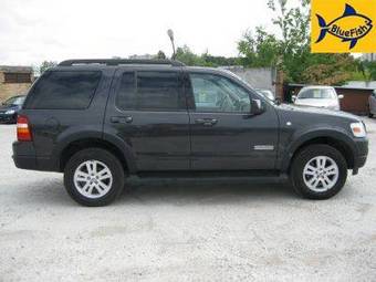 2007 Ford Explorer Photos