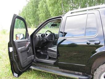 2007 Ford Explorer Photos