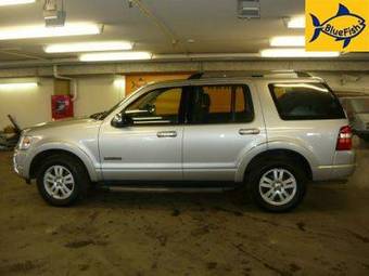 2008 Ford Explorer Photos