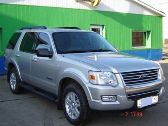 2008 Ford Explorer Photos