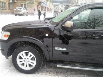 2008 Ford Explorer Pictures