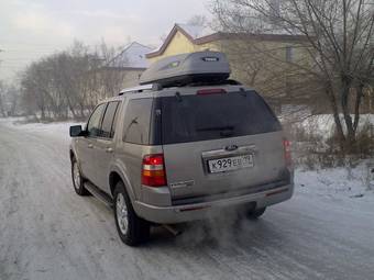 2008 Ford Explorer Photos