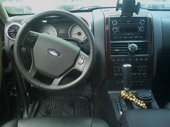 2008 Ford Explorer Photos