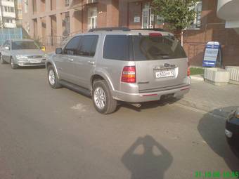 2009 Ford Explorer Photos