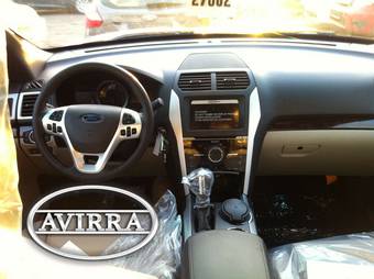 2011 Ford Explorer Pictures