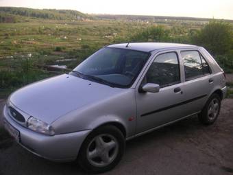 1997 Ford Fiesta Photos