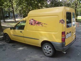 1998 Ford Fiesta Pictures