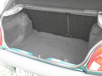 2000 Ford Fiesta Photos