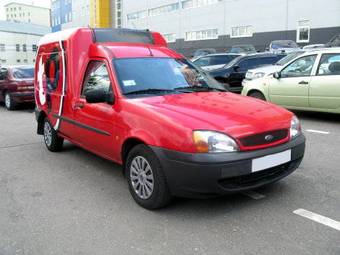 2000 Ford Fiesta Pictures