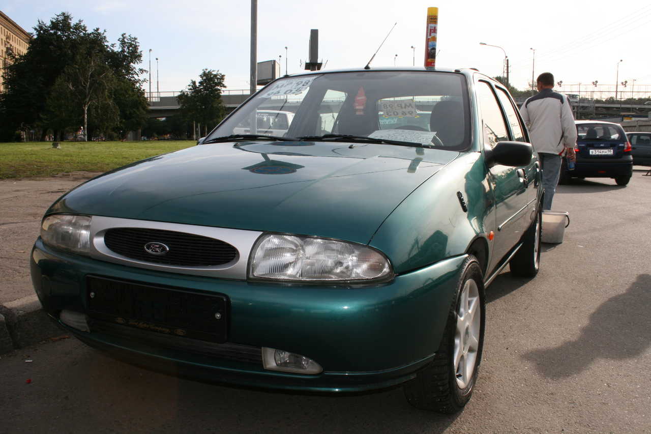 2000 Ford Fiesta