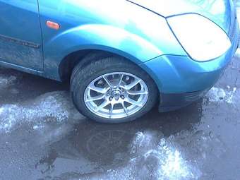 2003 Ford Fiesta Pictures