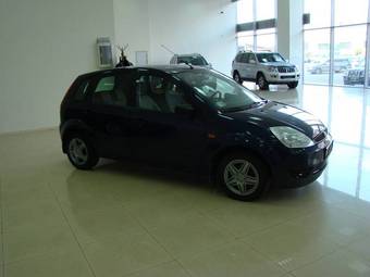 2003 Ford Fiesta Pictures