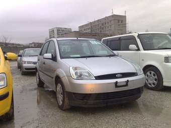 2004 Ford Fiesta Pictures