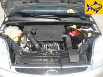 2004 Ford Fiesta Photos