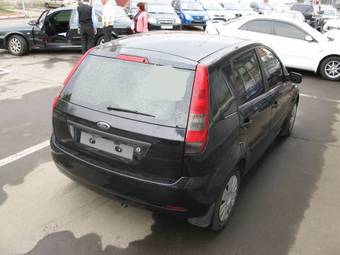 2005 Ford Fiesta Photos