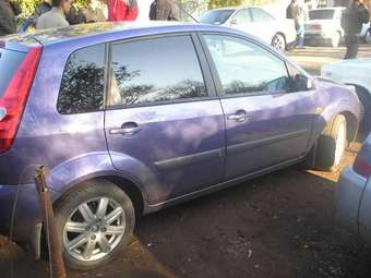 2006 Ford Fiesta Photos