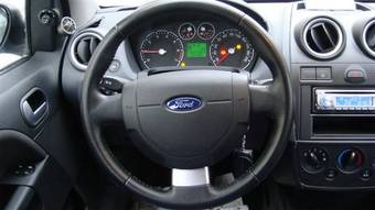 2006 Ford Fiesta Images