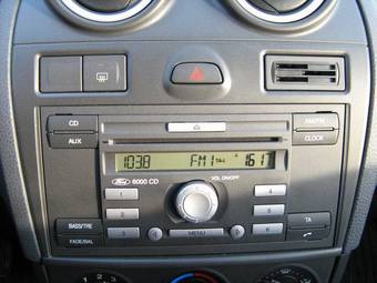 2006 Ford Fiesta Photos