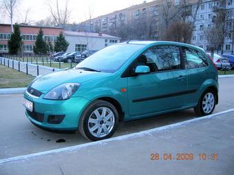 2006 Ford Fiesta Photos