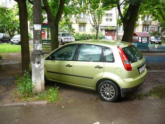 2006 Ford Fiesta Photos