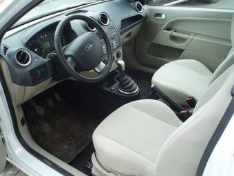 2006 Ford Fiesta Pictures