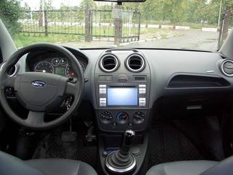 2006 Ford Fiesta Photos