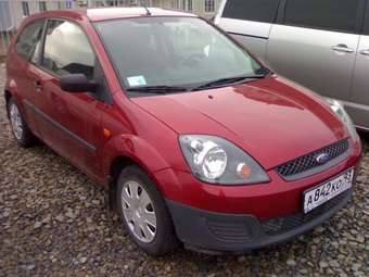 2007 Ford Fiesta Photos
