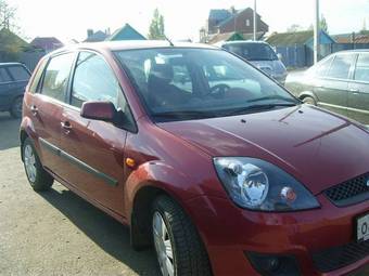 2007 Ford Fiesta Images