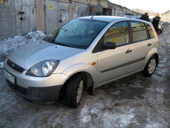 2007 Ford Fiesta Pictures