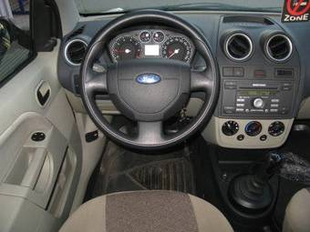 2007 Ford Fiesta Photos