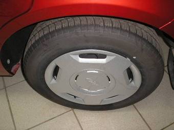 2008 Ford Fiesta Photos