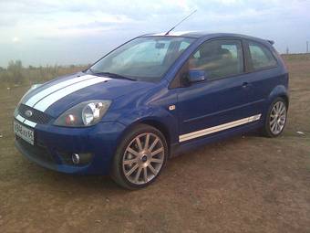 2008 Ford Fiesta Pictures