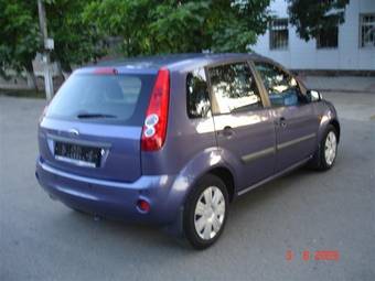 2008 Ford Fiesta Photos