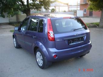 2008 Ford Fiesta Photos