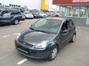 2008 Ford Fiesta Photos