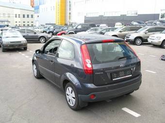 2008 Ford Fiesta Pictures