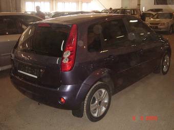 2008 Ford Fiesta Photos