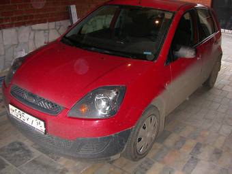 2008 Ford Fiesta Pictures