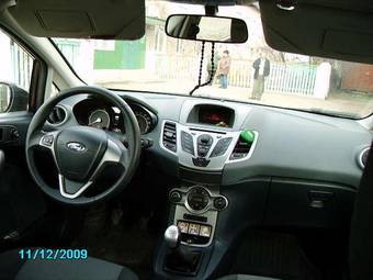 2008 Ford Fiesta Photos