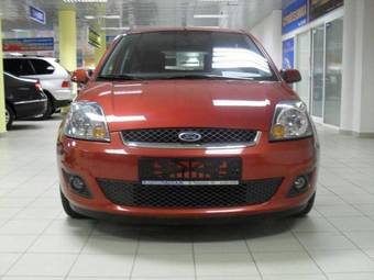 2008 Ford Fiesta Images