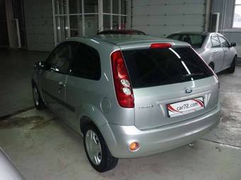 2008 Ford Fiesta Photos