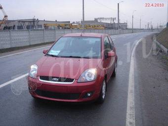 2008 Ford Fiesta Photos