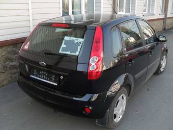2008 Ford Fiesta Photos