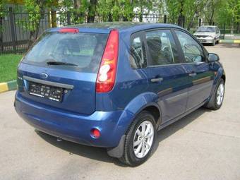 2008 Ford Fiesta Photos