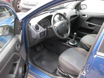 2008 Ford Fiesta Photos
